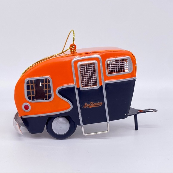 San Francisco Giants Ornament Retro Airstream Camper Travel Hitch Trailer - Picture 1 of 9